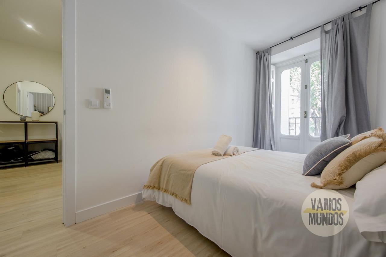 Spacious New Apartment Para 7 En La Plaza De Tirso De Molina Мадрид Экстерьер фото